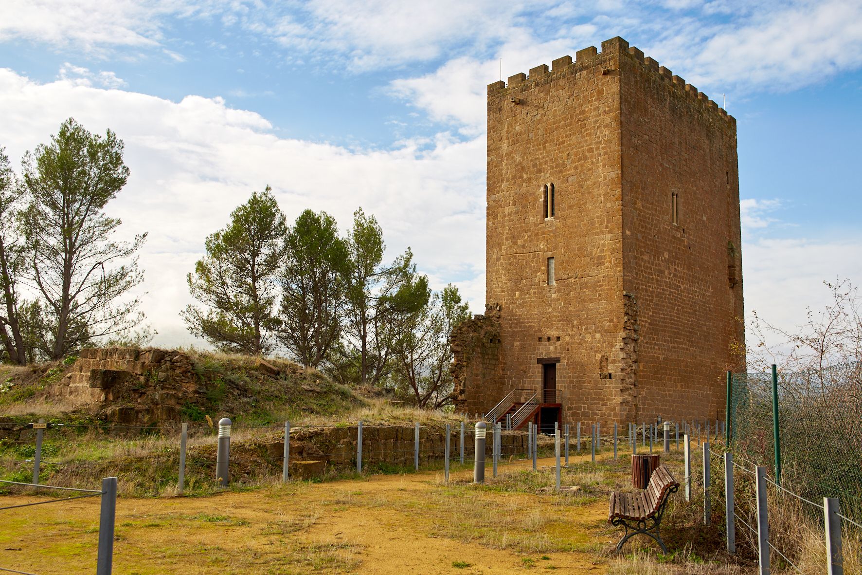 Torreón Navardún 1