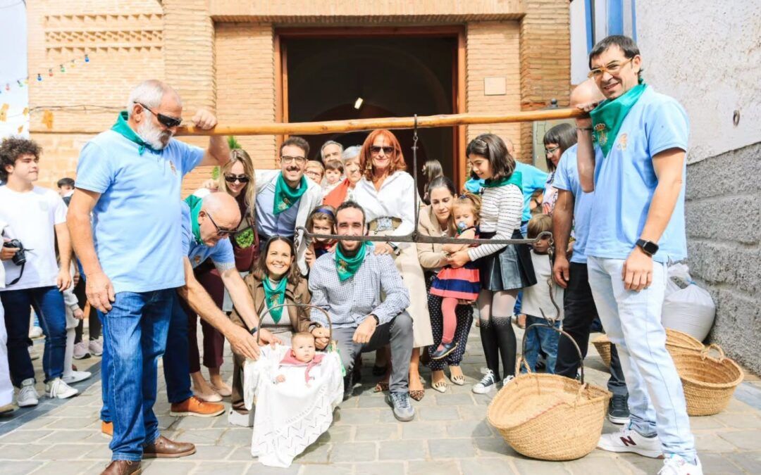 Lituénigo celebra este domingo su pesaje de los niños, fiesta de interés turístico de Aragón, con más de 20 participantes
